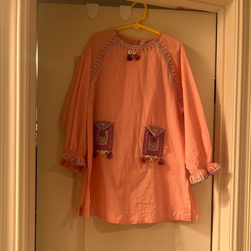 Embroidered kids dress…